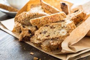 gluka paximadakia me meli kai xourmades gluten free