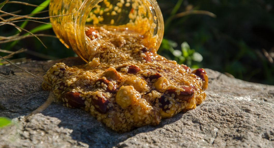 yiam-pasteli-02