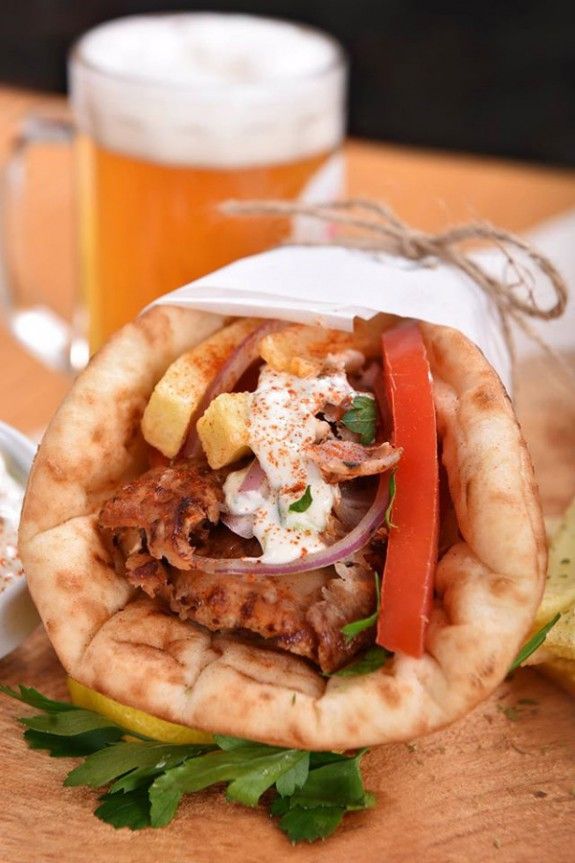 anoigma-souvlaki