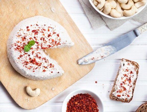 vegan-cheese_ANOIGMA