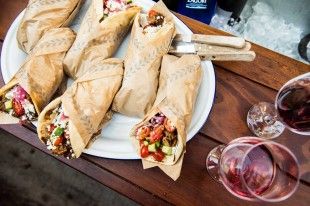 SOUVLAKI-ANOIGMA