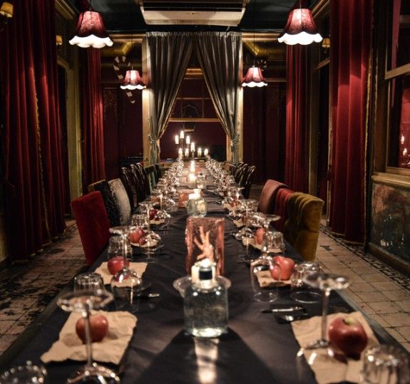 DINER-THEATER