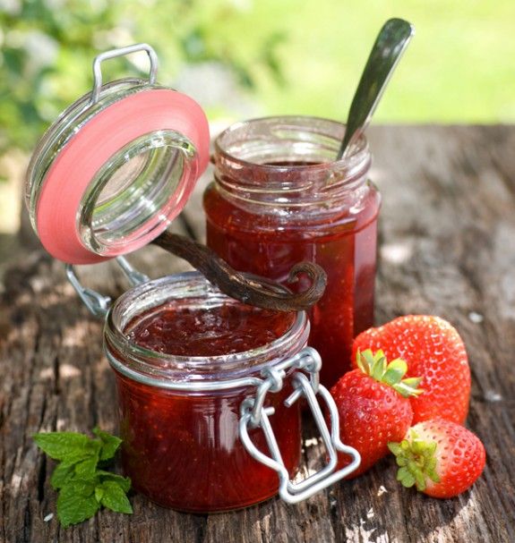 MARMELADA-FRAOULA-ME-BAHARIKA