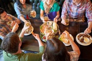 eatingwithfriends_ANOIGMA