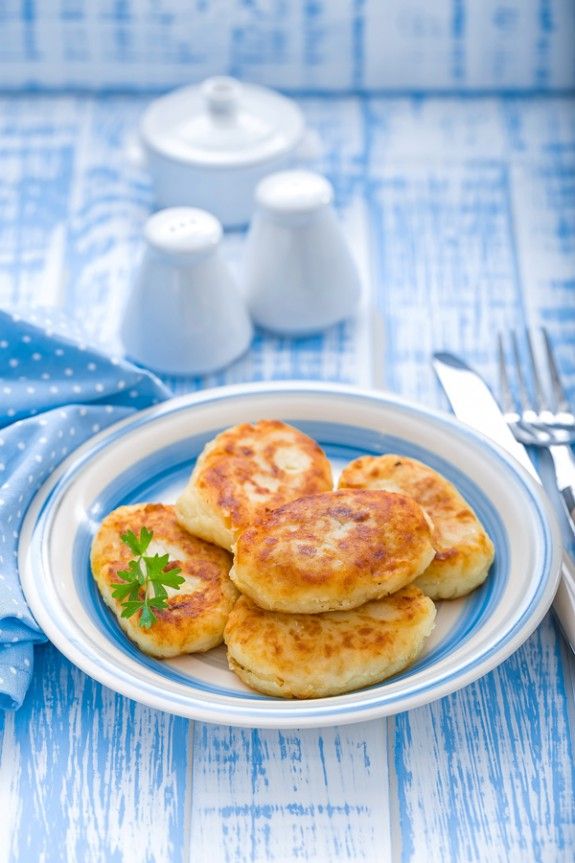 patatokeftedes-shutterstock_319438184
