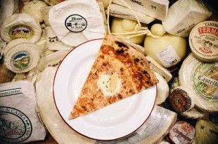 pizza anoigma