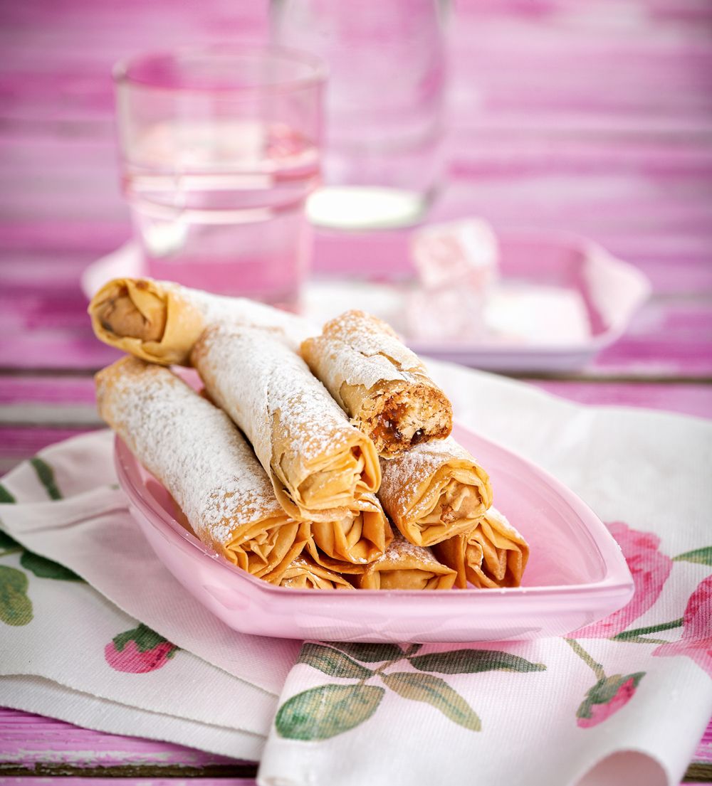 MAROUSAKIA-ME-LOUKOUMI