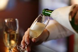 champagne_anoigma