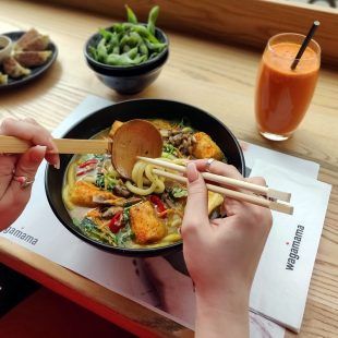 20181121181944_kare burosu ramen_edamame_carrot juice