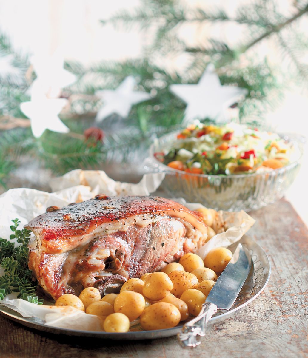 20181228143557_Xmas_xoirino-mpouti-&-laxanosalata