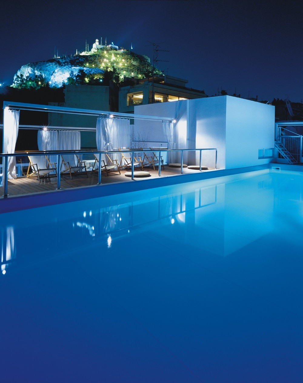 swimming pool2MIKRI