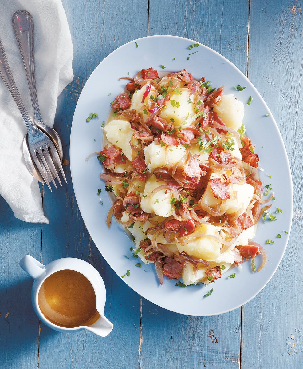 21131008_01049_menuHlia_patatosalaa-me-bacon-&-sotarismena-kremydia
