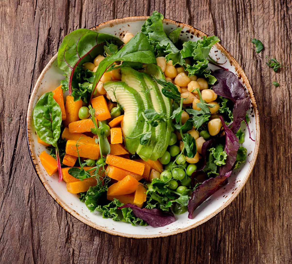 salata-me-ospria