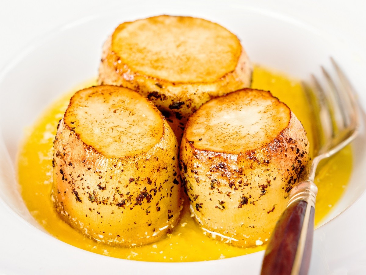 golden fondant potato