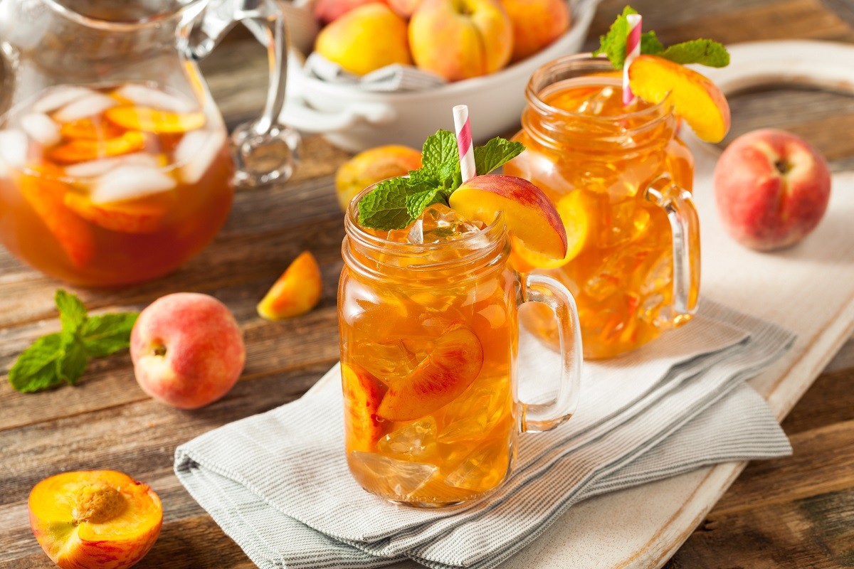 Fresh Homemade Peach Sweet Tea