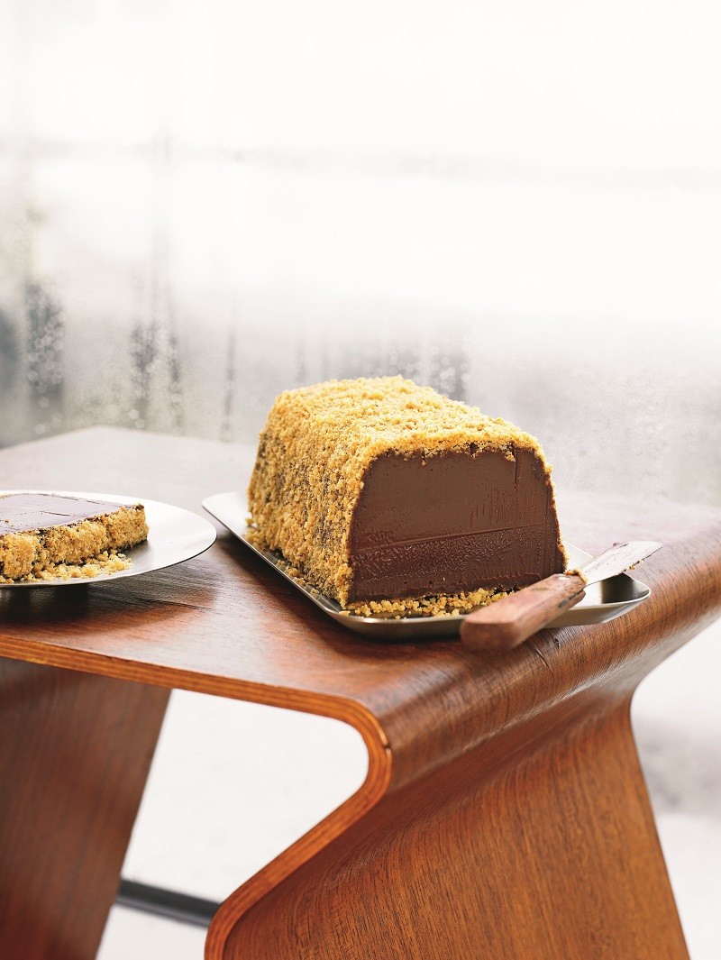 italian hazelnut and chocolate torte