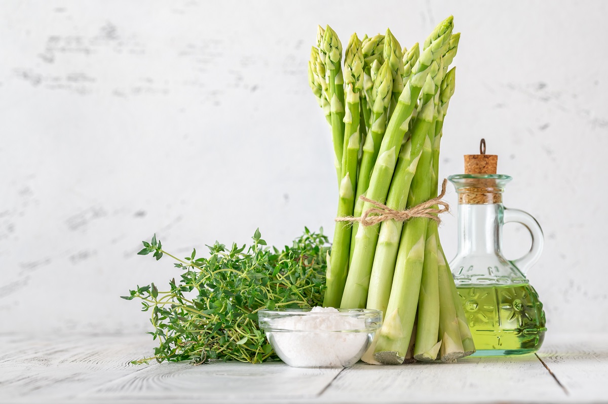 Bunch of fresh asparagus
