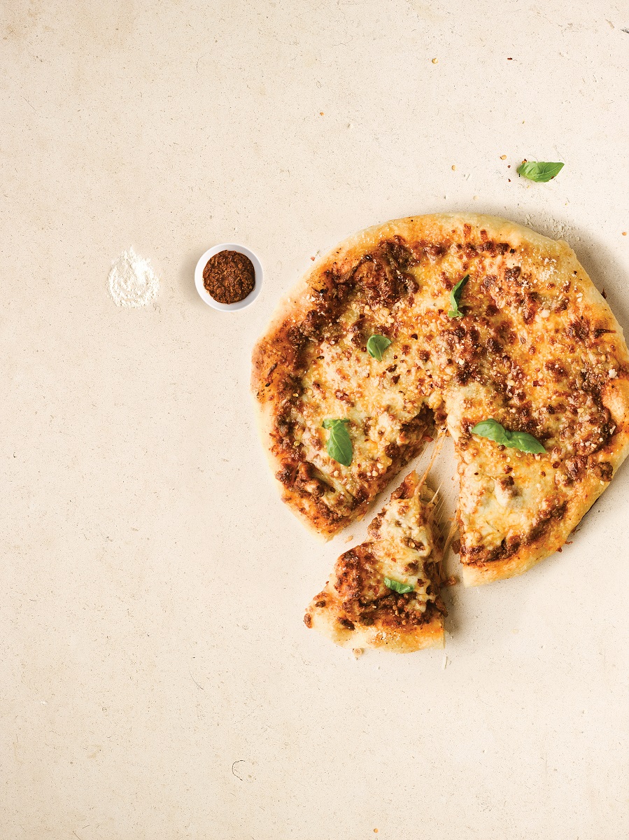 bolognese pizza