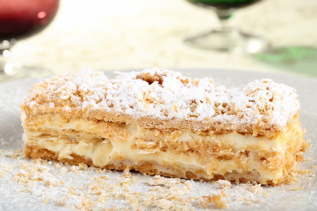 Mille,Feuille,With,Cream,On,Plate