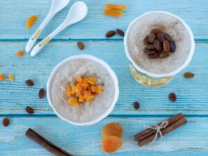 Homemade,Sweet,White,Rice,Pudding,In,Two,Ceramic,Bowls,With
