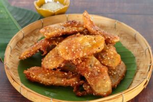 Fried,Banana,Fritters,On,The,Bamboo,Tray,At,Close,Up