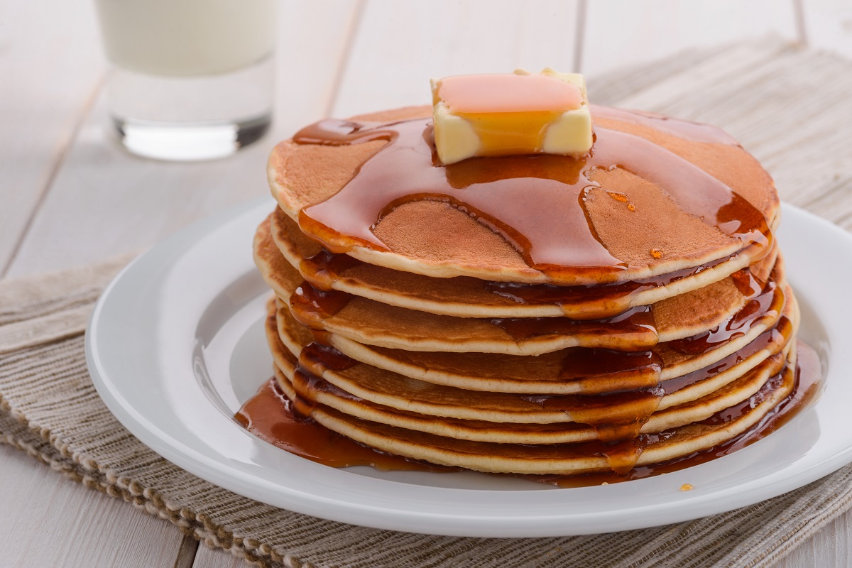 Hot,Pancakes,Make,Butter,Melt.,Maple,Syrup,Is,Flowing,Down