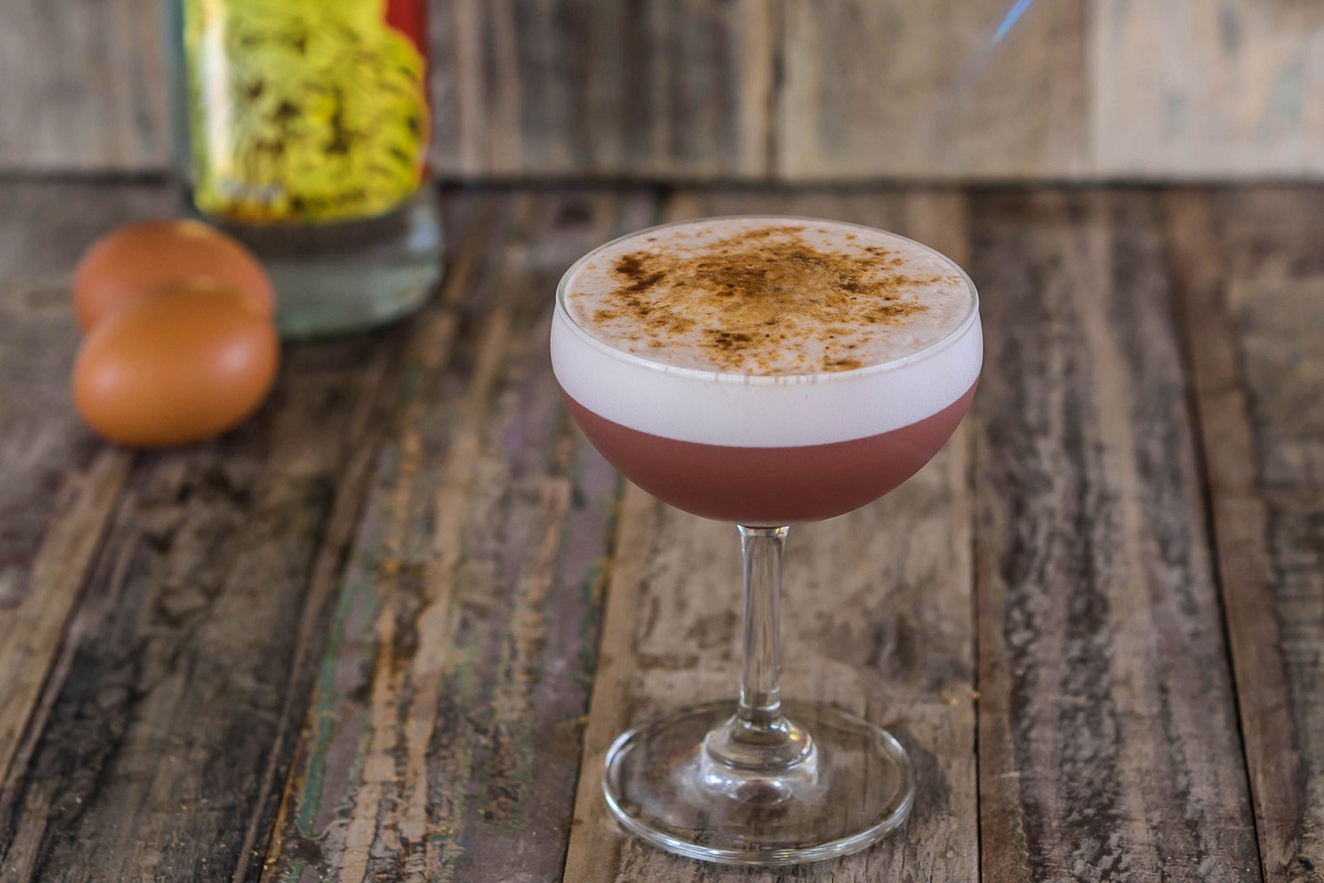 Snow,Cone,Cocktail,,Thai,Vodka,Lime,Juice,White,Egg,And