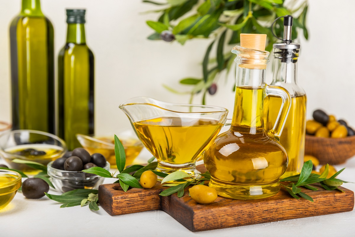Olive,Oil,In,A,Bottle,And,Gravy,Boat,On,The