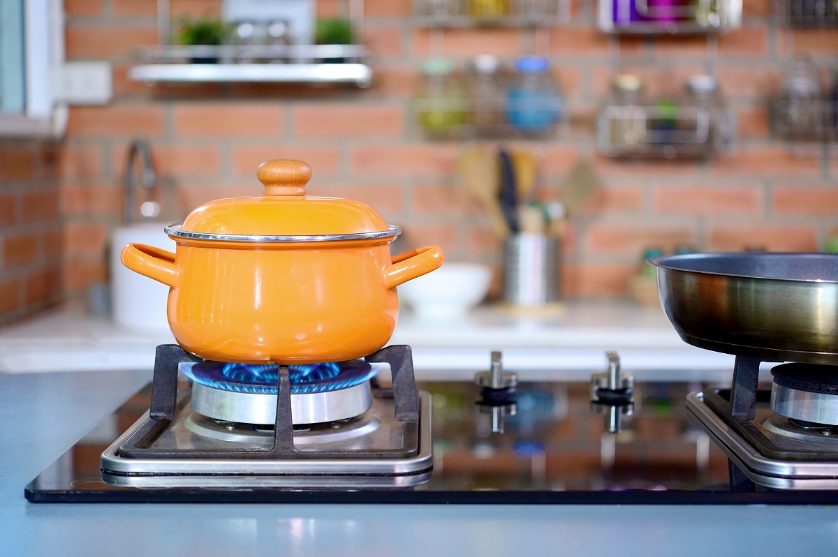 Elegant,Kitchen,Studio,For,The,Food,Business,Cooking,In,Hotel