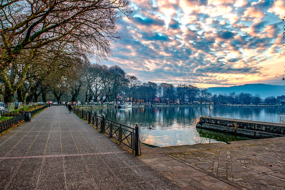 View,To,The,Lake,Pamvotis.,Ioannina,City,,Greece.