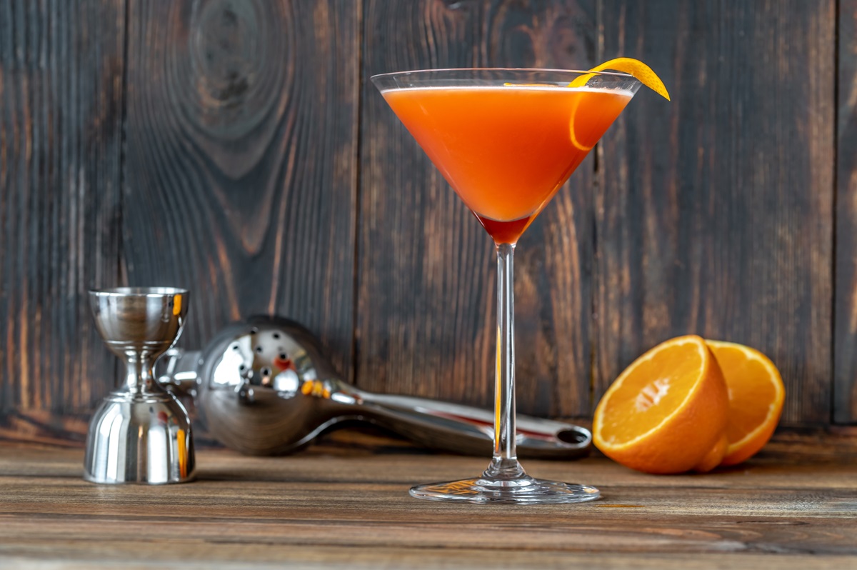 Glass,Of,Blood,And,Sand,Cocktail,In,Martini,Glass,Garnished