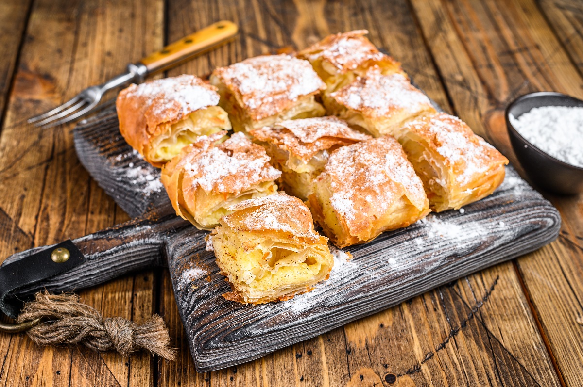 Greek,Pastry,Bougatsa,With,Phyllo,Dough,And,Semolina,Custard,Cream.