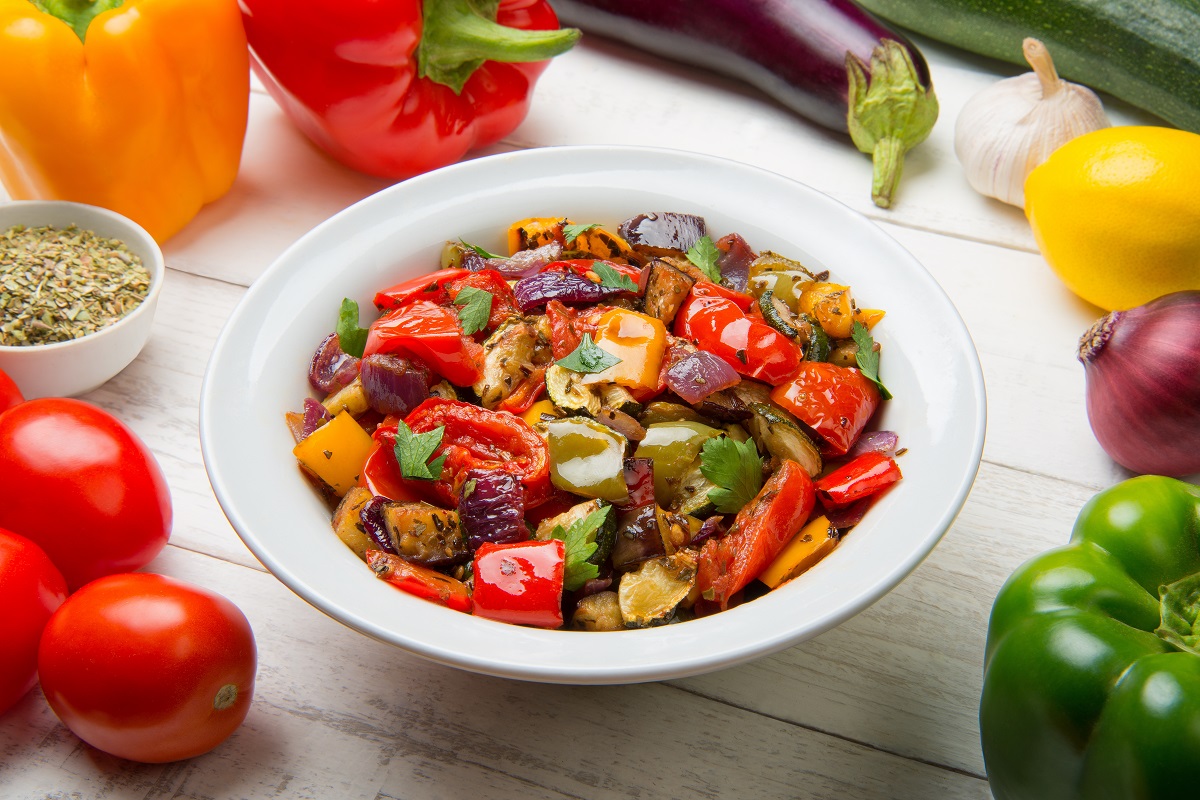 Mediterranean,Roasted,Vegetables,In,A,Salad,Bowl,On,A,White