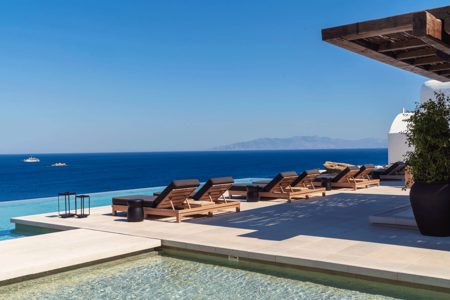 Main-Pool-&-Ornos-Bay