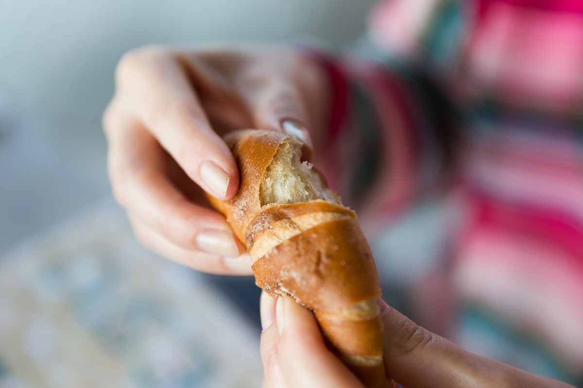 Food,,Baking,,People,And,Unhealthy,Eating,Concept,-,Close,Up