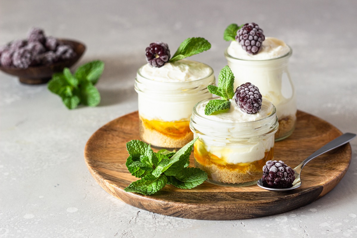 Homemade,No,Baked,Dessert,(cheesecake,,Trifle,,Mousse),With,Orange,Or