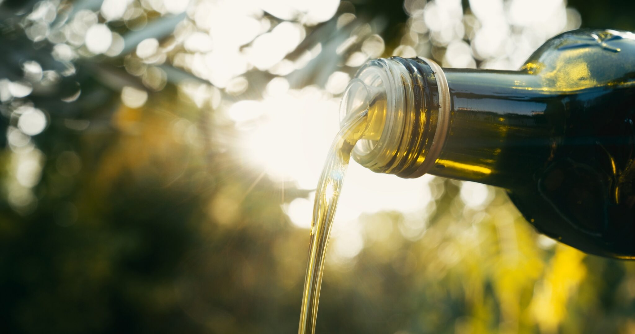Green,Olive,Oil,And,Olive,Oil,Concept