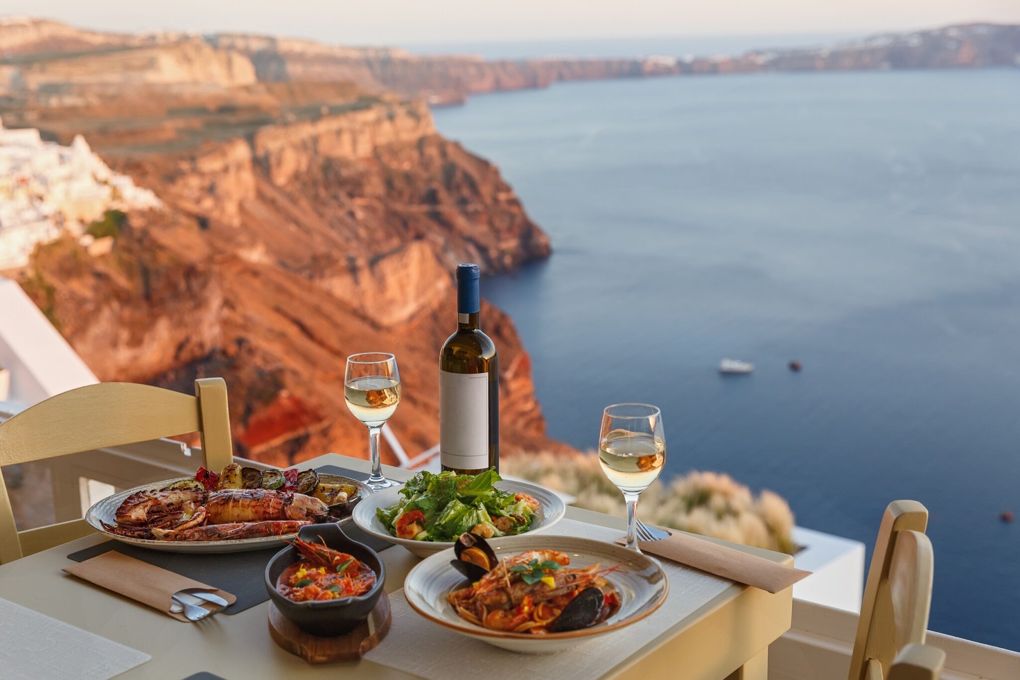 Dinner,For,Two,In,A,Restaurant,Overlooking,The,Sea,And