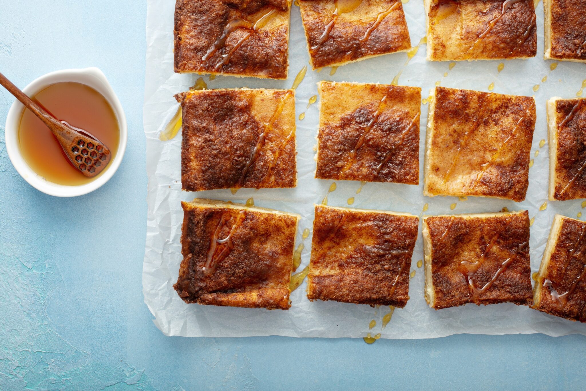Cinnamon,Honey,Cheesecake,Pie,Cit,Into,Square,Bars,,Sopapilla,Greek