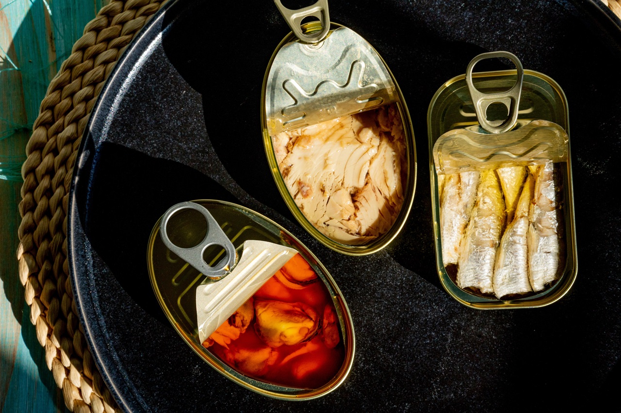 Open,Canned,Seafood,Featuring,Tuna,,Sardines,,And,Mussels,,Showing,Preserved