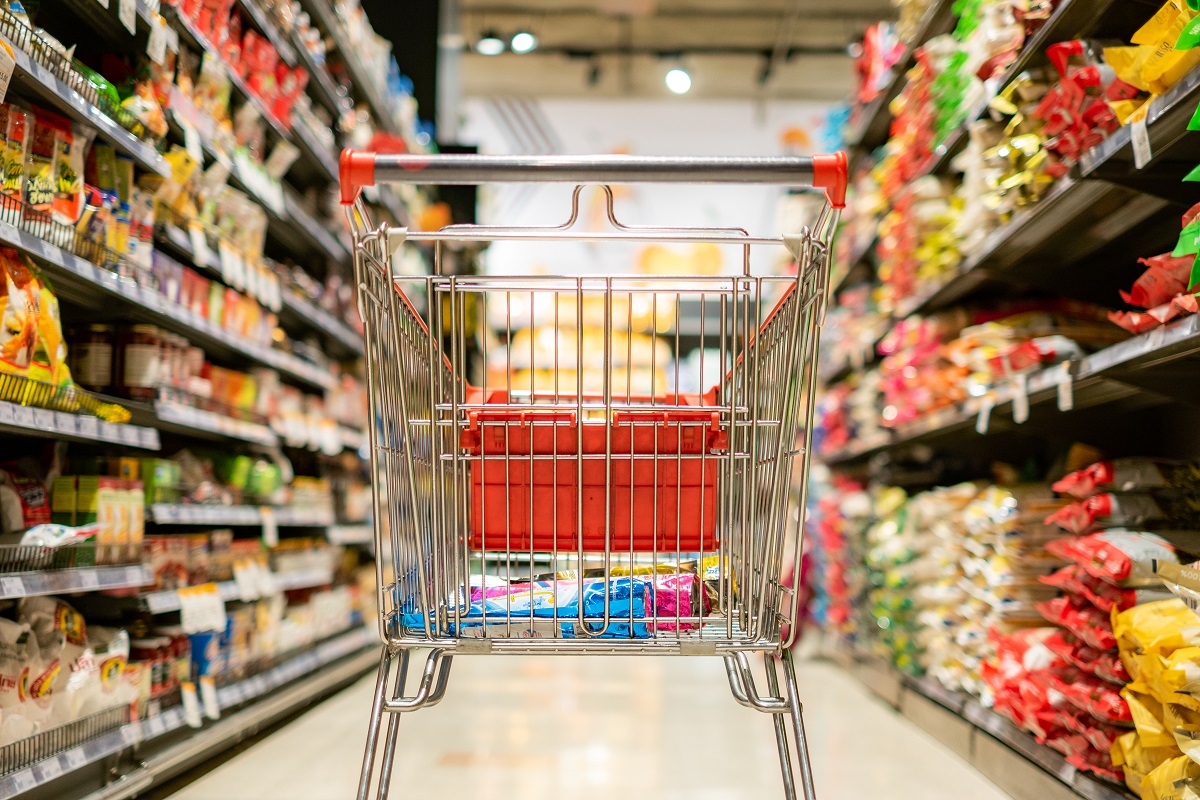Shopping,Cart,Ready,To,Shopping,In,Department,Store,Super,Market