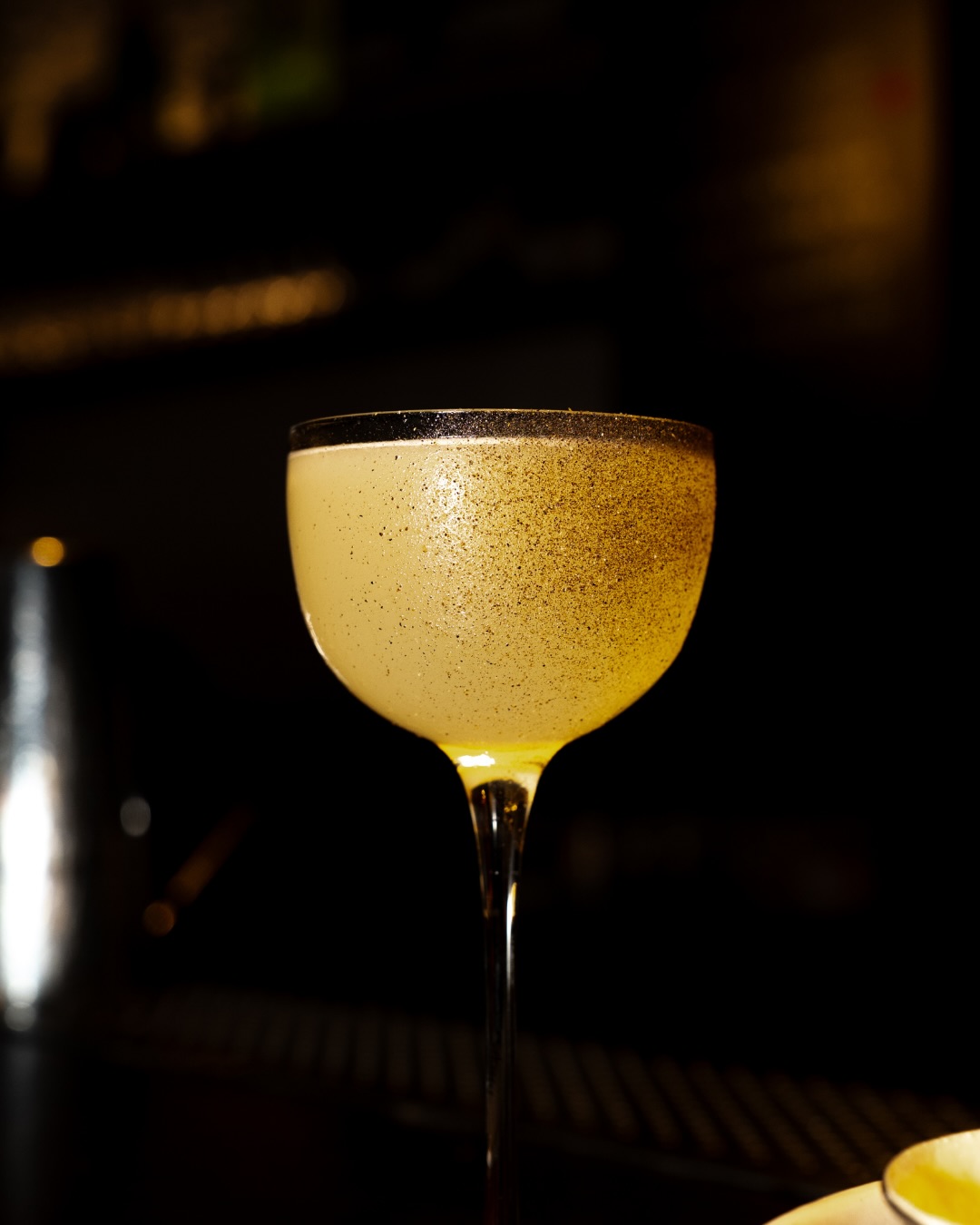 line-Athens-bar