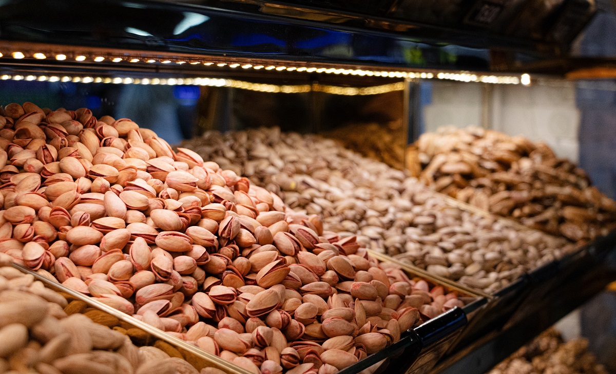 Mixed,Nuts,In,A,Nut,Shop
