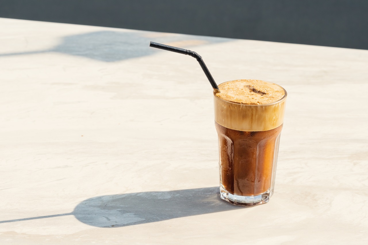 Sweet,And,Strong,Frappe,Coffee,With,Abundant,Foam,In,A