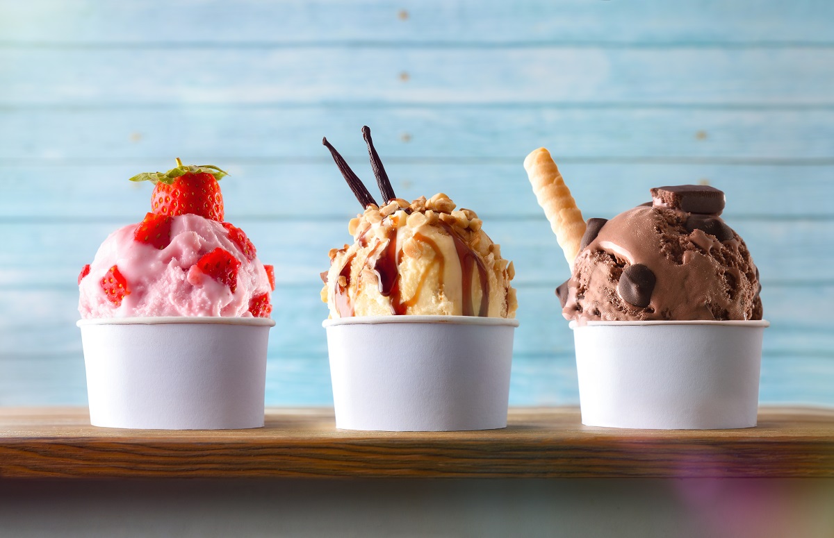 Three,Glasses,Of,Ice,Cream,With,Strawberry,,Vanilla,And,Chocolate